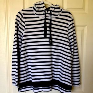 Tommy Bahamma sweatshirt. XL